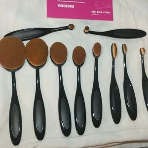 Make up brushes